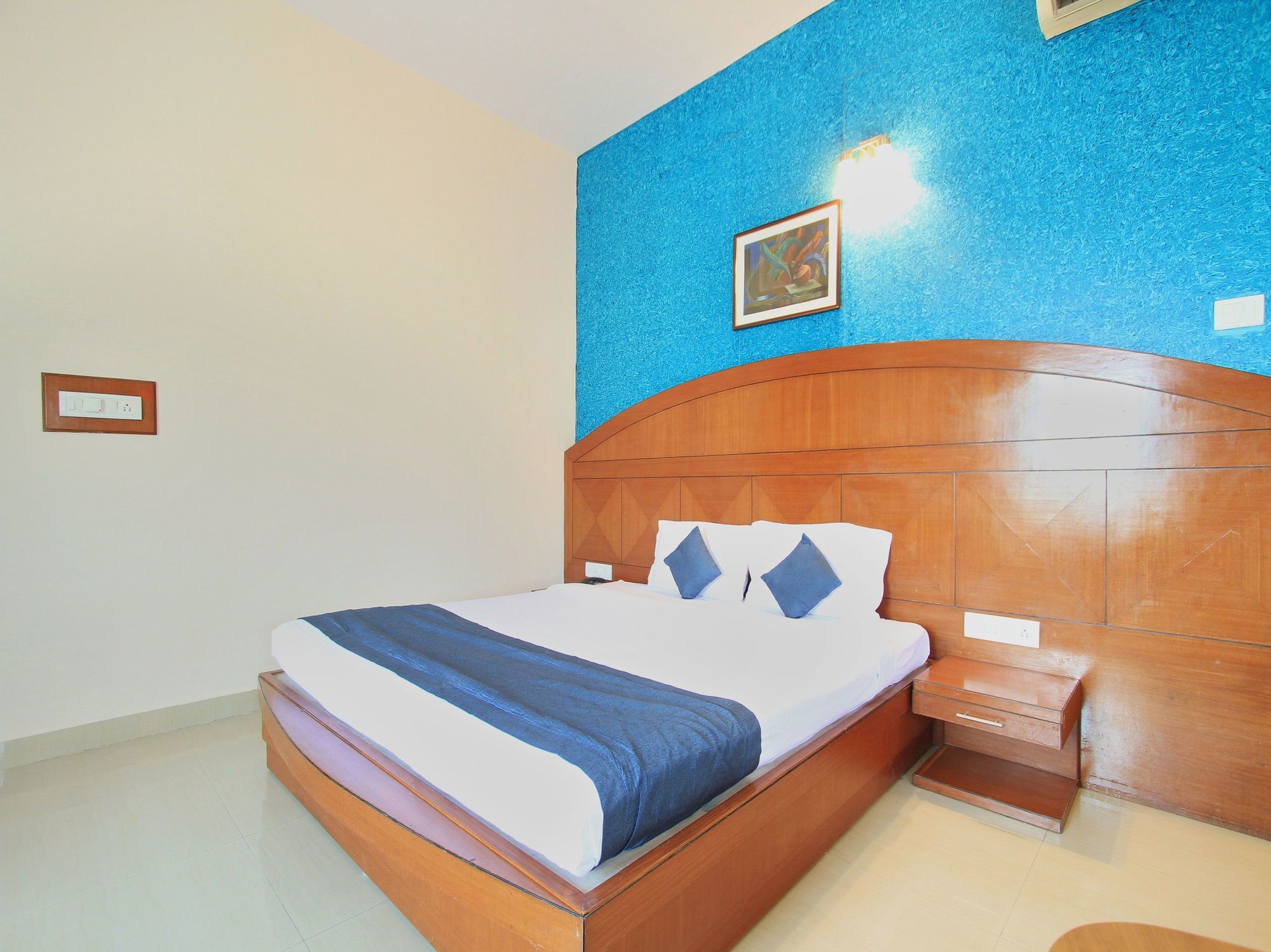 Hotel Stay By The Way Mysore Extérieur photo