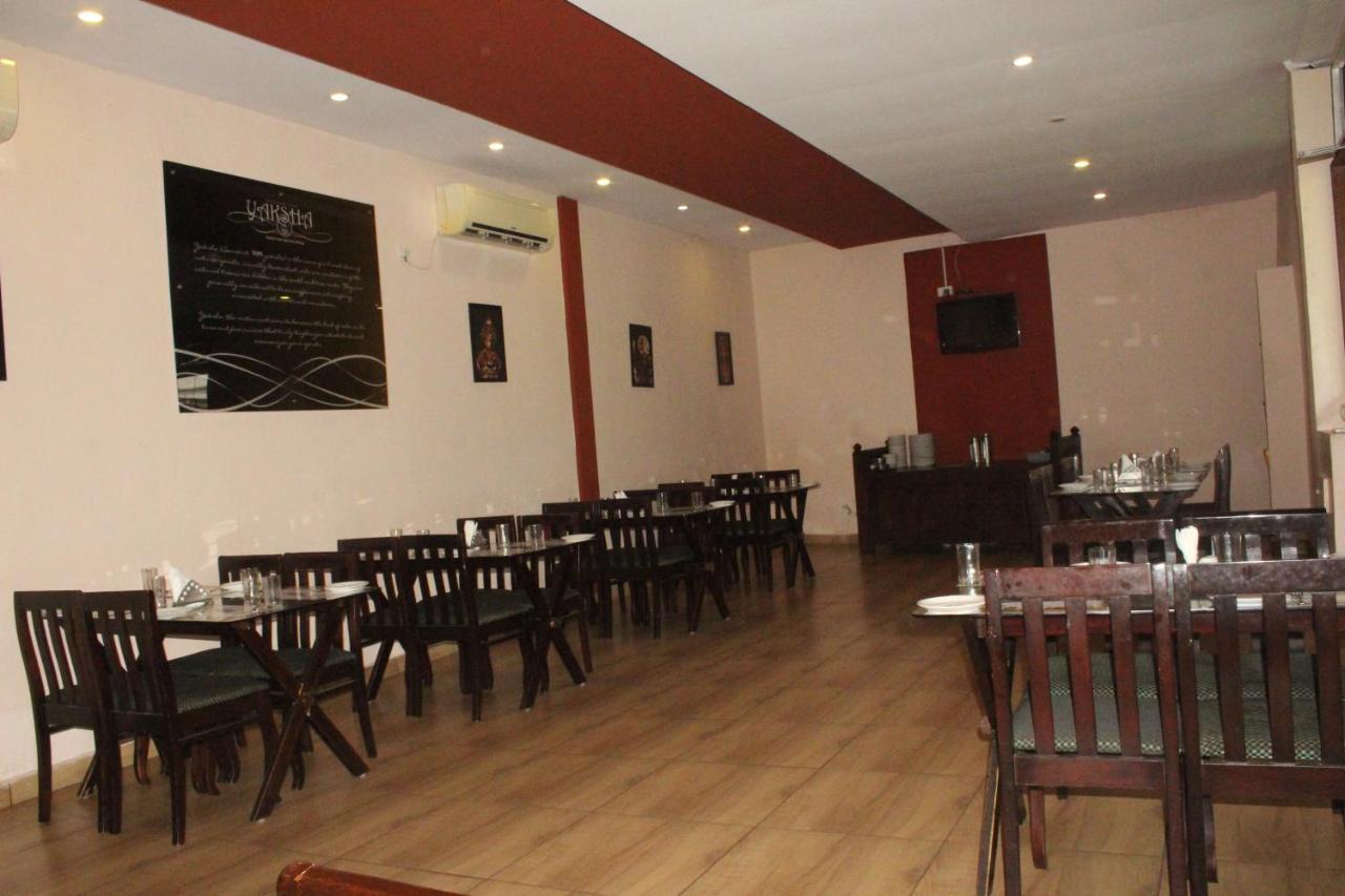 Hotel Stay By The Way Mysore Extérieur photo