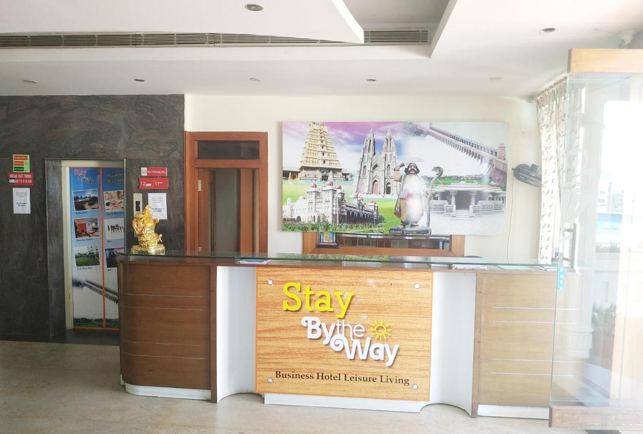 Hotel Stay By The Way Mysore Extérieur photo